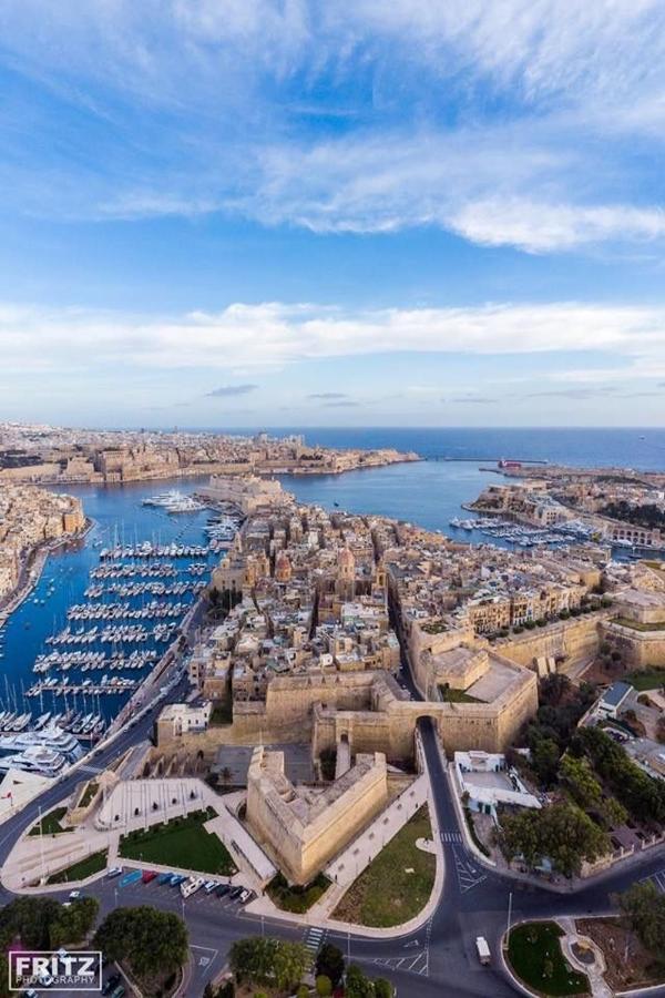 Вілла Dar Barbara - Duplex 1 Double Bed Maltese Style House Cospicua Екстер'єр фото